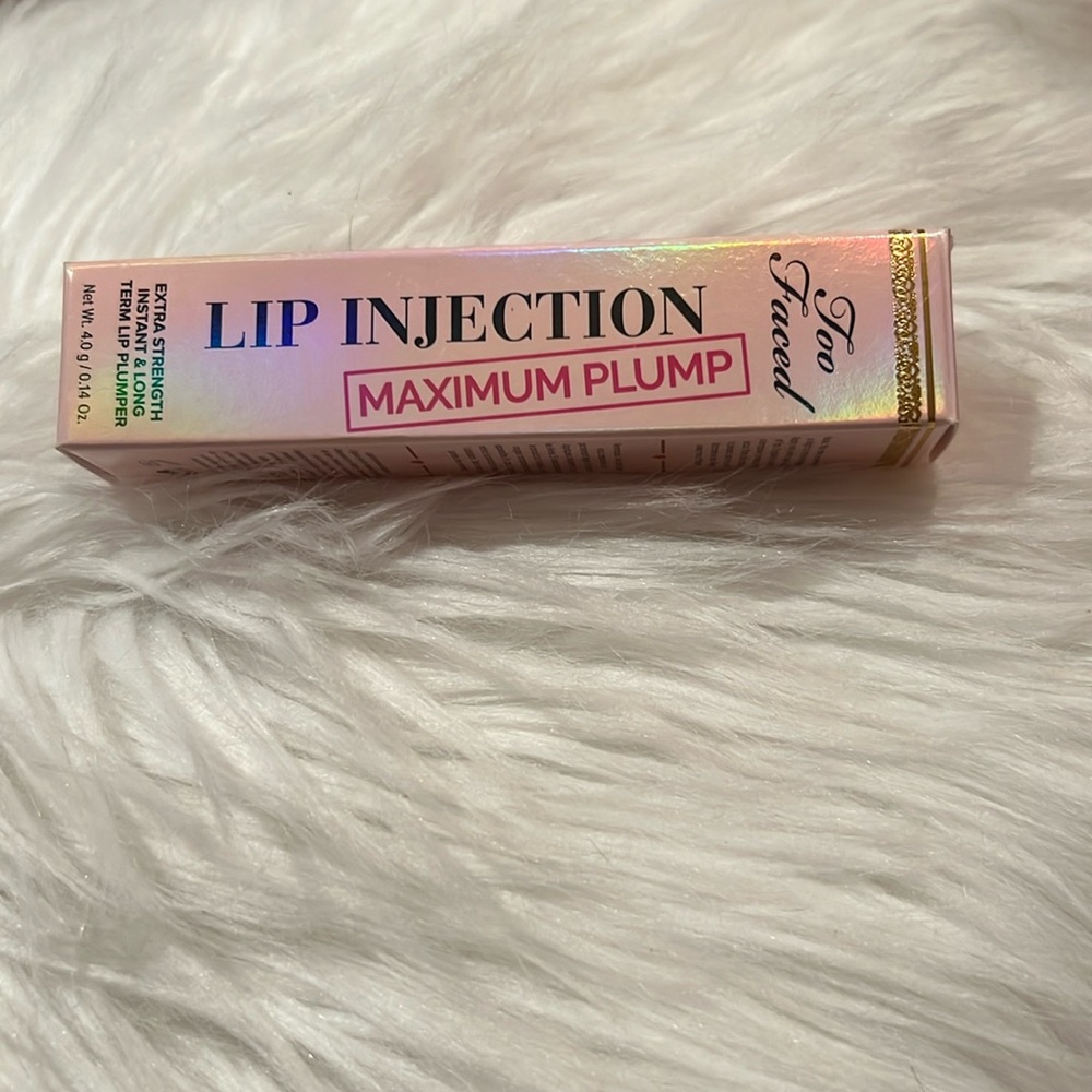 Too Faced Lip Injection Maximum Plump Lip Gloss